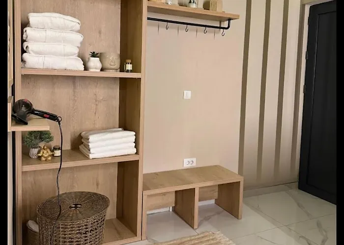 Monte Lux 10 كوباونيك